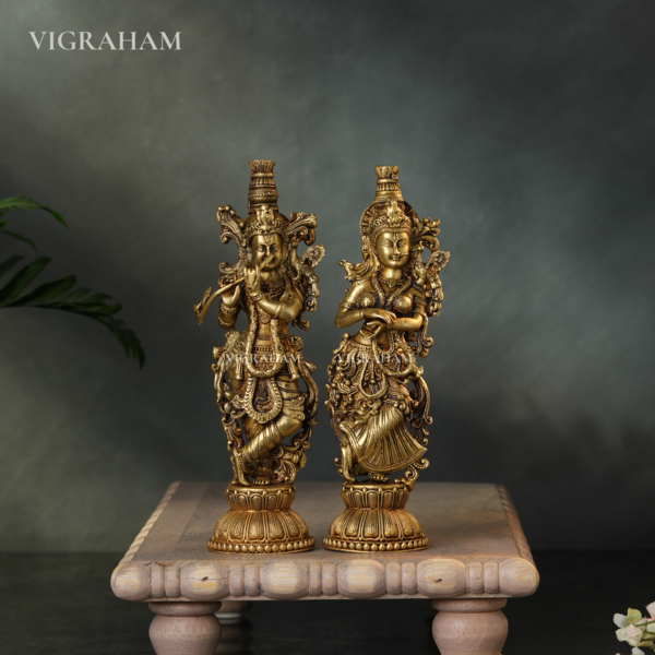 How to Choose the Perfect Idol for Your Pooja Room