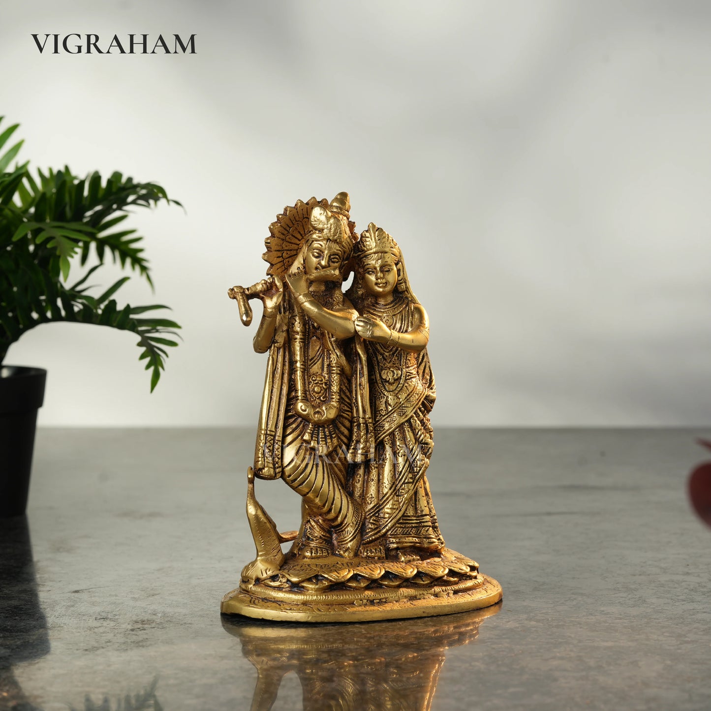 RADHAE KRISHNA (7 Inch)